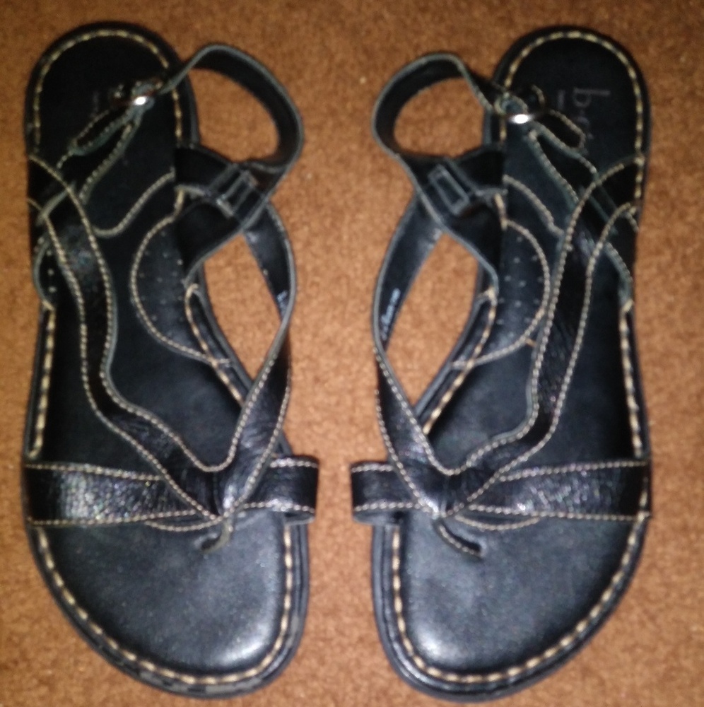 Born black leather ankle sandles
